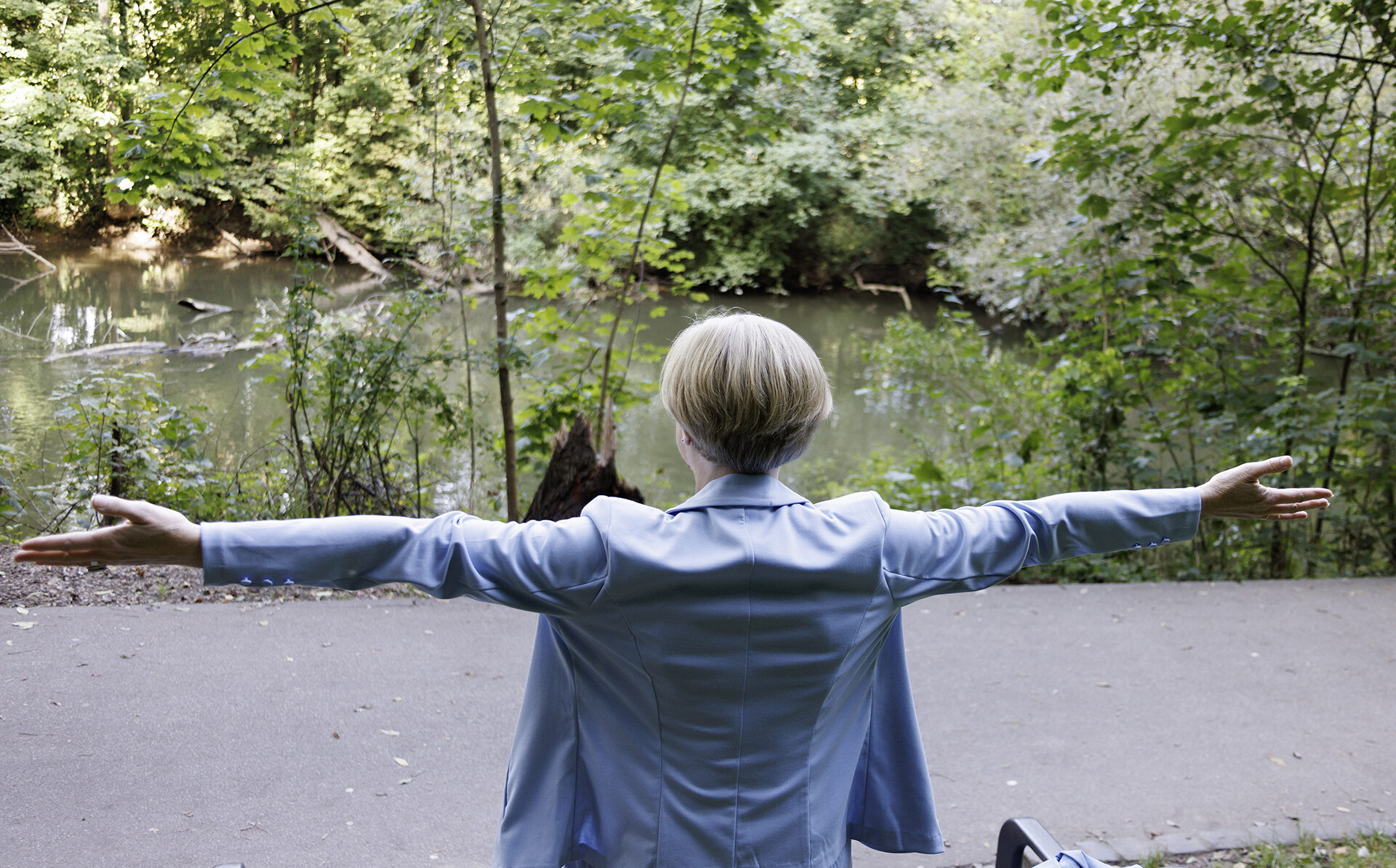 ettina-Grosshans_Mentorin-Speakerin-Mindset-Coach_Human-Design-Peronal-Branding_013A3514_web